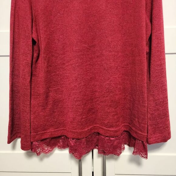 DG2 Diane Gilman Red long sleeved Shirt With Lace Trim Size medium - Picture 8 of 10